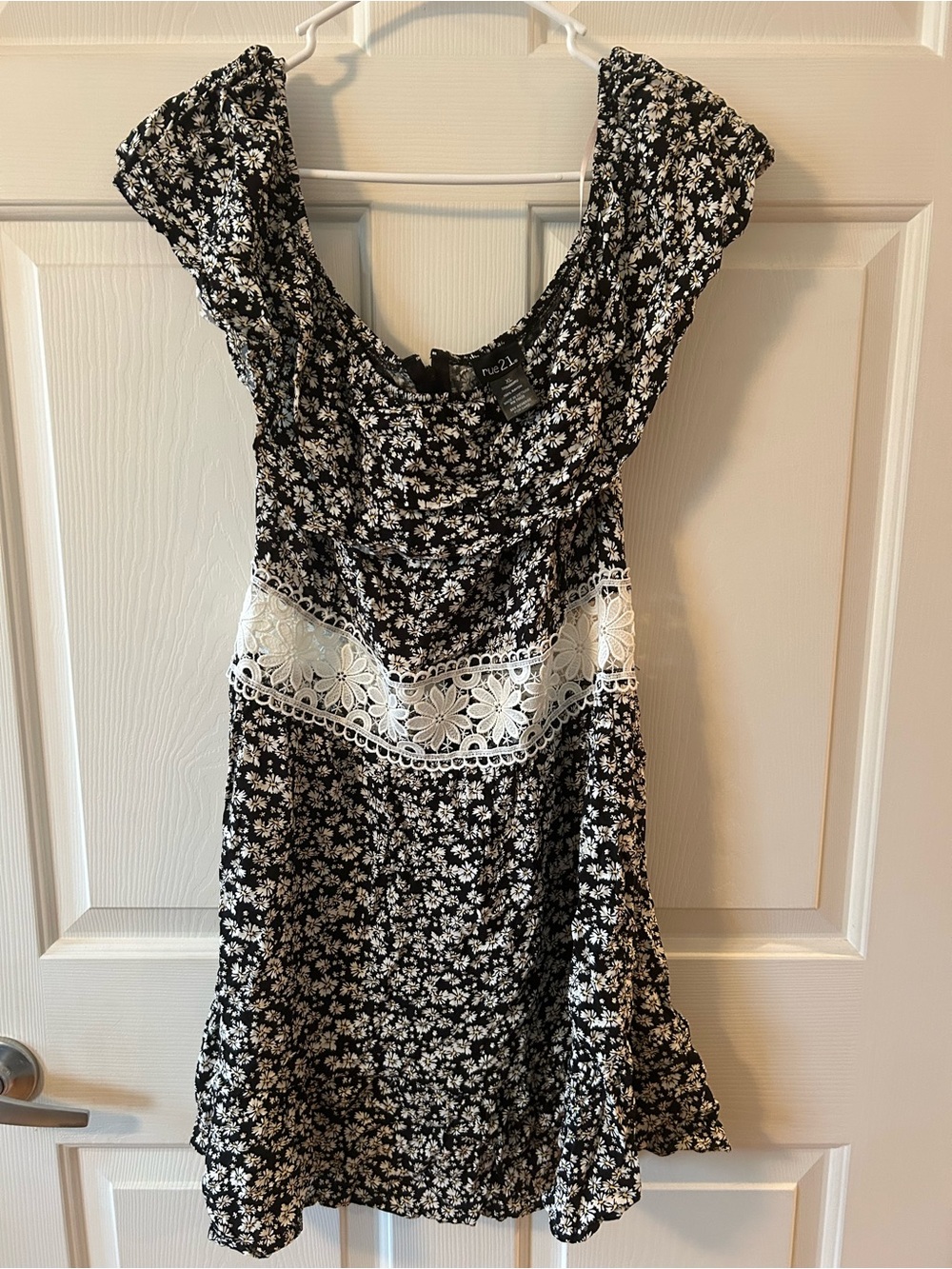 Rue21 Black & White Floral Lace-Trim Mini Dress
